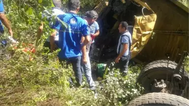Muğla'da Çöp Kamyonu Uçuruma Yuvarlandı: 2 Ölü, 1 Ağır Yaralı