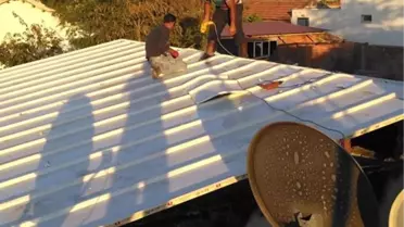 Didim'de Evi Yana Aileye Sahip Çıkıldı