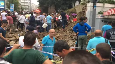Osmanbey'de Bulunan Pangaltı Ermeni Mezarlığı'nın Duvarı Çöktü, 2 Kişi Yaralandı