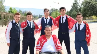 Felç Geçiren Genç Askere Gidememenin Üzüntüsünü Yaşıyor