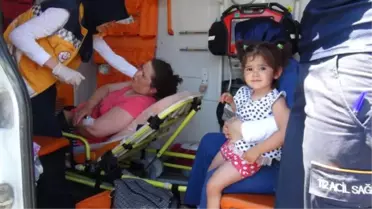 Yola Düşen Taşlardan Kaçarken Kaza Yaptılar: 4 Yaralı