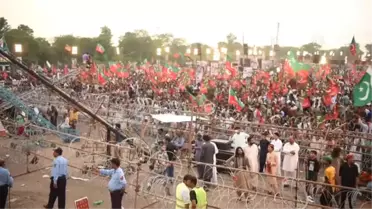 Imran Han'dan 'Gerçek Demokrasi' Çağrısı - Islamabad