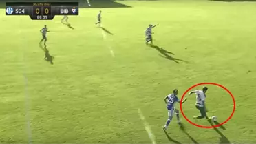 Eibar'lı Jose Angel, Kendi Kalesine Attığı Müthiş Golle Herkesi Şaşırttı