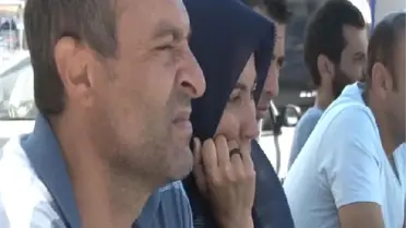Furkan'ın Anne ve Babası Denizden Bir An Olsun Gözünü Ayırmıyor...
