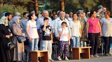 Şehit Binbaşının Çocukları Herkesi Ağlattı