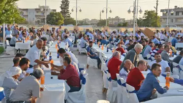Aileler Arasındaki Husumeti Barış Yemeği Bitirdi