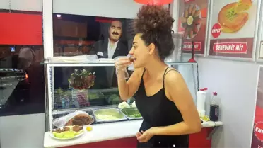 Tatlıses'in Kızı Dilan Çıtak Çiğköfte Tezgahının Başına Geçti