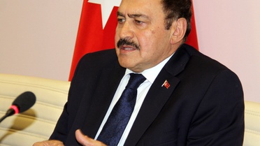 Bakan Eroğlu: Baba Oğluna Böyle İmkan Vermez