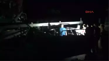 Manisa'da Trafik Kazası: 3 Kişi Yanarak Can Verdi