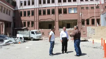 Eski Devlet Hastanesinin Yıkımına Başlandı