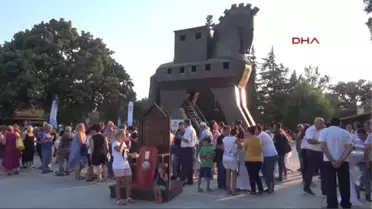 Çanakkale Homeros Ödülü Troia Kazı Başkanı Aslan'ın