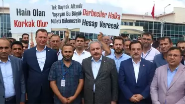Fetö Elebaşı Fetullah Gülen'e Seccadeli Protesto