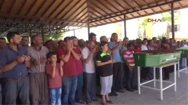 Gaziantep Oğluna Siper Olarak Ölen Baba, Toprağa Verildi