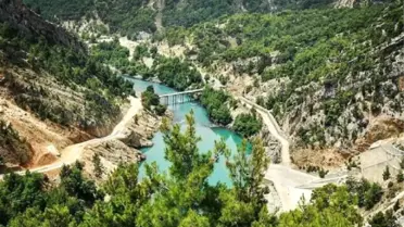 Hiç Santrali Yok Ama 2 Bin Mw'lik Kurulu Gücü Yönetiyor