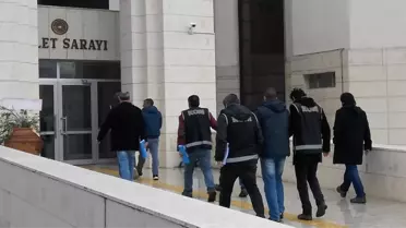 İstanbul Merkezli 3 İlde Deaş Operasyon: 7 Gözaltı
