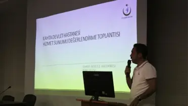 Kahta Devlet Hastanesi Çalışanları Bir Araya Geldi