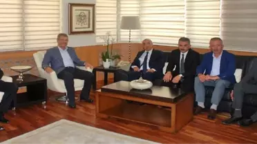 Başkan Akay, Şeker-İş Sendikasını Ziyaret Etti