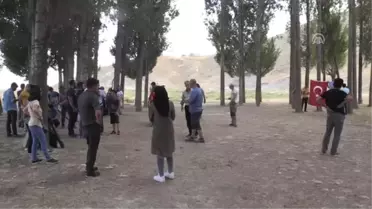 Ahlatlı Gençler, 'Ya Hak' Diyerek Yaylara Asıldı
