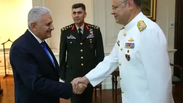 Kuvvet Komutanlarından Başbakan Yıldırım'a Veda Ziyareti