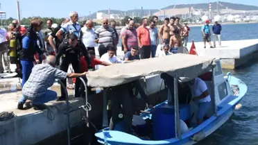 Aliağa'da Şenlik Havasında Deniz Temizliği