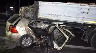 Aydın'da TIR'a Arkadan Çarpan Otomobilde, 4 Üniversiteli Hayatını Kaybetti