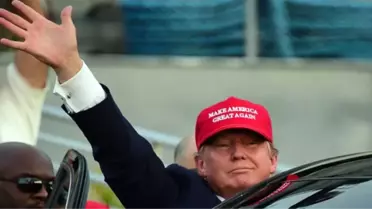 ABD'yi Karıştıran İddia: Trump Her An İstifa Edebilir