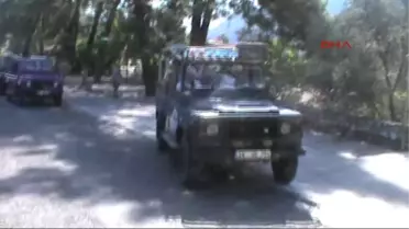 Marmaris'te Turistler Cip Safariyle Çılgınca Eğleniyor