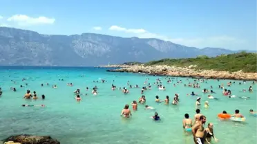 Dünyaca Ünlü Sedir Adası'na Akın