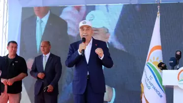 Gıda, Tarım ve Hayvancılık Bakanı Fakıbaba, Badem Hasat Şenliğini Başlattı