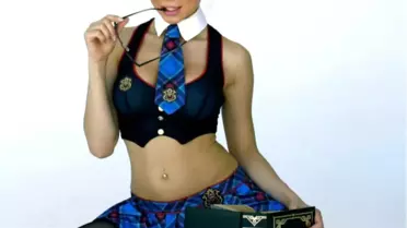 İnlizce Öğretmek İçin Fazla Ateşli Görülüyor!