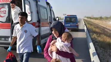 Kamyon Otobüse Çarptı: 3 Kurbanlık Telef Oldu, 6 Kişi Yaralandı
