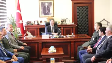 Kutlama Programı Atatürk Anıtı Önünde Gerçekleştirildi