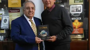 Prof. Dr. Bayram Altan Yakın Doğu Üniversitesi Rektör Yardımcılarını Ziyaret Etti