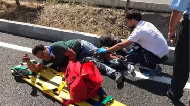 Dur' İhtarına Uymayan Motosiklet Sürücüsü Önce Polise Sonra Otomobile Çarptı
