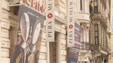 New Balance ile Adım Adım İstanbul Bienali
