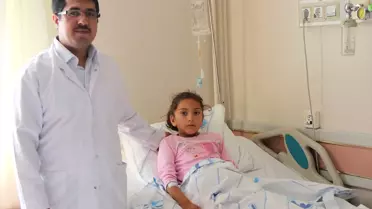 Kütahya'da Çocuğa 'Kapalı' Yöntemle Böbrek Taşı Ameliyatı
