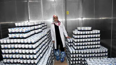 Girişimci Kadınlar - Muş'ta Kurduğu Fabrikada 20 Kişiyi İş Sahibi Yaptı