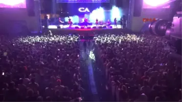 Mersin Milyonfest'in İlk Gününde Yıldızlar Sahne Aldı