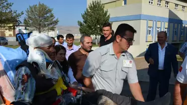 Otomobil Şarampole Devrildi: 6 Yaralı