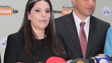 Bakan Sarıeroğlu'ndan Taşeron İşçileri İlgilendiren Açıklama