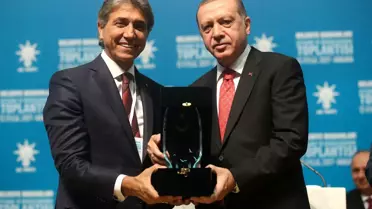 Fatih Belediyesi'ne Cumhurbaşkanı Erdoğan'dan Ödül