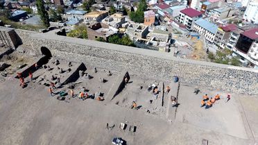Tarihi Erzurum Kalesi'nde Kazı Çalışmaları Sürüyor