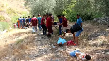Antalya'da Tur Midibüsü Şarampole Devrildi: 4 Ölü, 27 Yaralı (3)