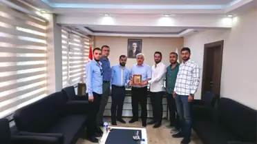 Genç Müsiad ve Mttb Malatya Şubesinden Şener'e Teşekkür Plaketi