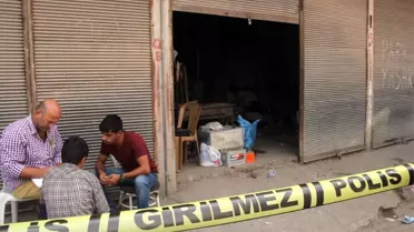 Okulu Bırakıp Atık Kağıt Toplayan Çocuk Vurulmuş Halde Bulundu