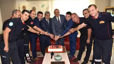 Başkan Ergün İtfaiyecilerle Birlikte Pasta Kesti
