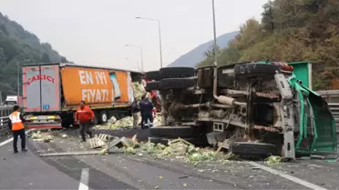 Bolu Dağı'nda Çarpışan TIR ile Kamyon Devrildi: 3 Yaralı