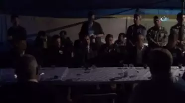 Bakan Çelik'ten Şehit Askerin Ailesine Taziye Ziyareti