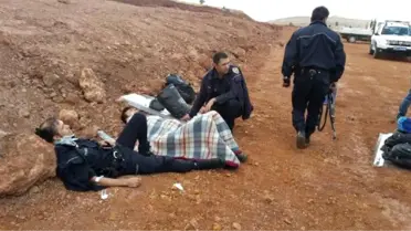 Polisleri Taşıyan Midibüs Devrildi: 7 Yaralı