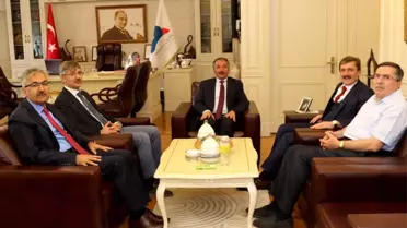 Rektör Karabulut'a Ziyaretler Devam Ediyor